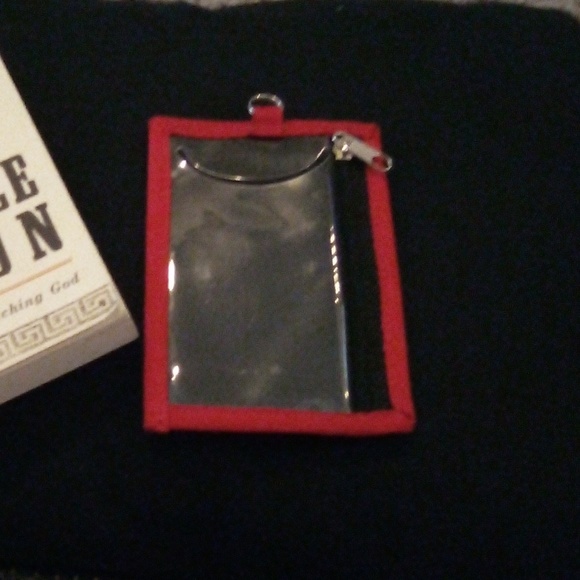 Ladies U of A name tag - Picture 2 of 3